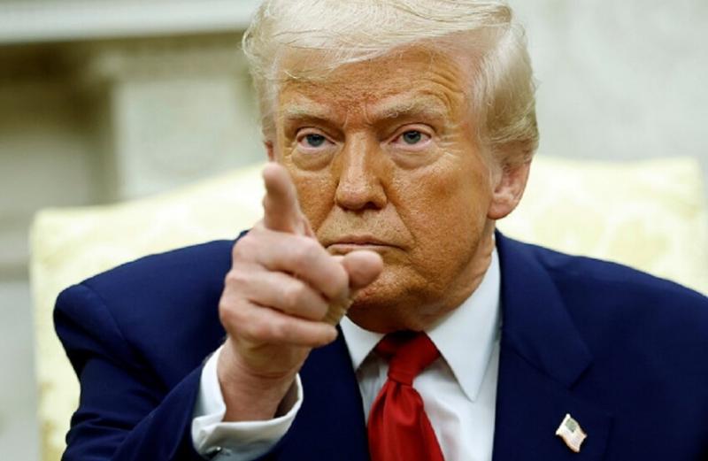 ترامب يحذر إيران ويهدد بعواقب شديدة