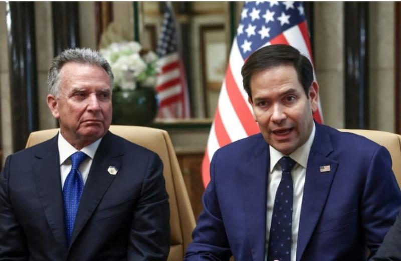 ترامب يرسل روبيو وويتكوف في مهمة إلى باريس