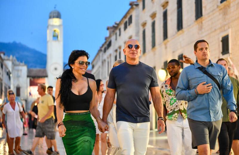 أسرار مذهلة لحفل زفاف ثاني أغنى رجل في العالم المقرر في البندقية