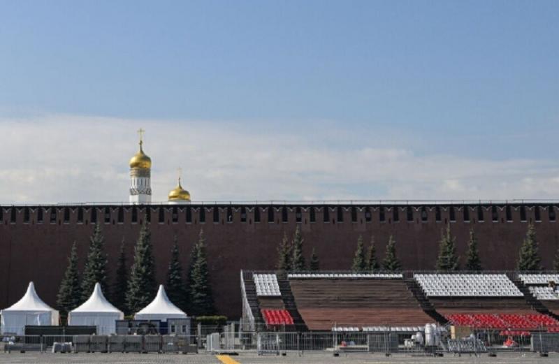 وزير الدفاع الإندونيسي سيزور موسكو لحضور استعراض النصر