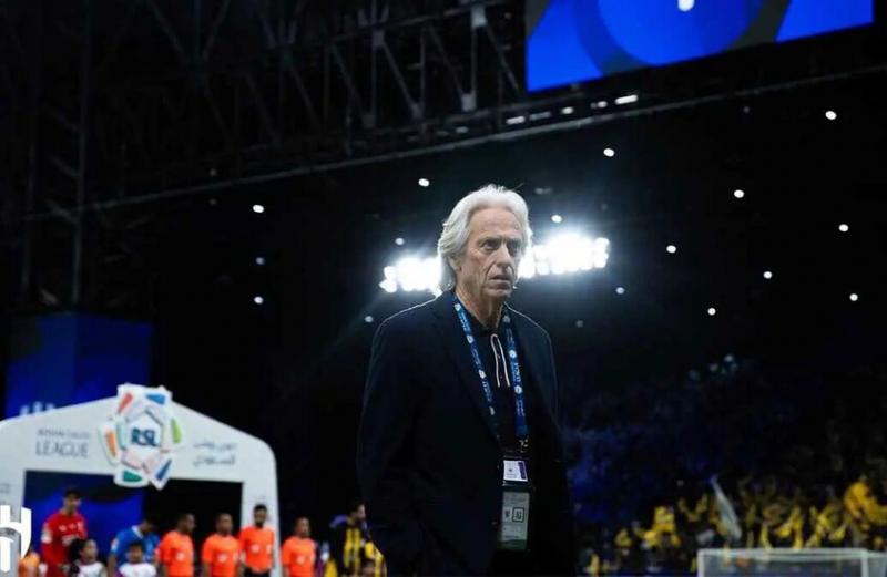 الهلال السعودي يعلن نهاية حقبة جيسوس وتكليف مدرب جديد