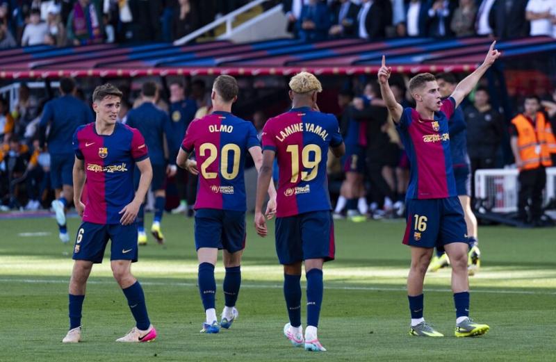 بعد أحداث الكلاسيكو.. برشلونة مهدد بعقوبات