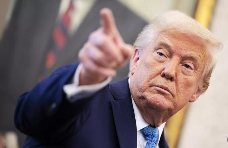 ترامب: زيلينسكي لا يمتلك أوراقا رابحة للتفاوض وقد أفرض عقوبات ضد روسيا إذا فشل السلام