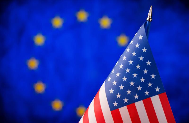الاتحاد الأوروبي يؤكد التزامه بالتوصل لاتفاق تجاري مع واشنطن