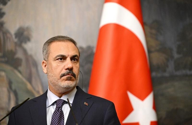 فيدان يميط اللثام عن تفاصيل اللقاء مع بوتين