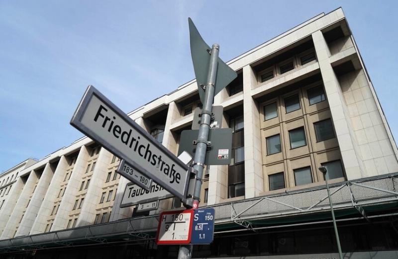 مسؤول روسي: لا يوجد تهديد بإغلاق البيت الروسي في برلين