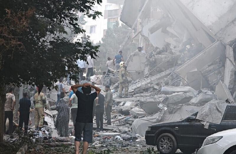 سيناتور روسي يكشف الهدف الحقيقي للضربات الإسرائيلية على إيران