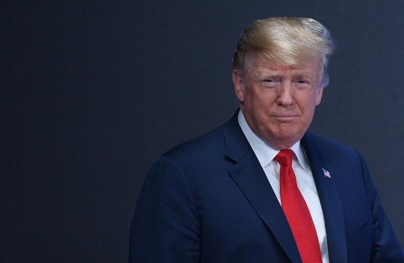 عاجل.. ترامب يأمر بوقف احتجاز فئات معينة من المهاجرين