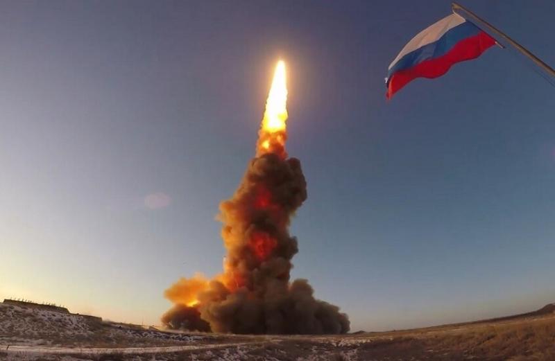 بصاروخ اسكندر.. الجيش الروسي يقصف مركز قيادة مشاة البحرية الأوكرانية