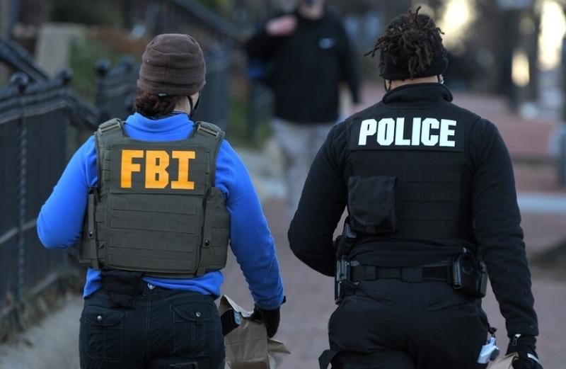 الشرطة الأمريكية تعتقل رجلا يشتبه بارتكابه جريمة قتل عضو الجمعية التشريعية في مينيسوتا