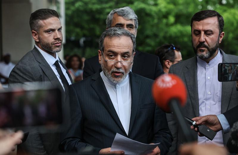 وزير الخارجية الإيراني: ندعم استمرار المحادثات مع الأوروبيين ومستعدون لعقد اجتماع آخر